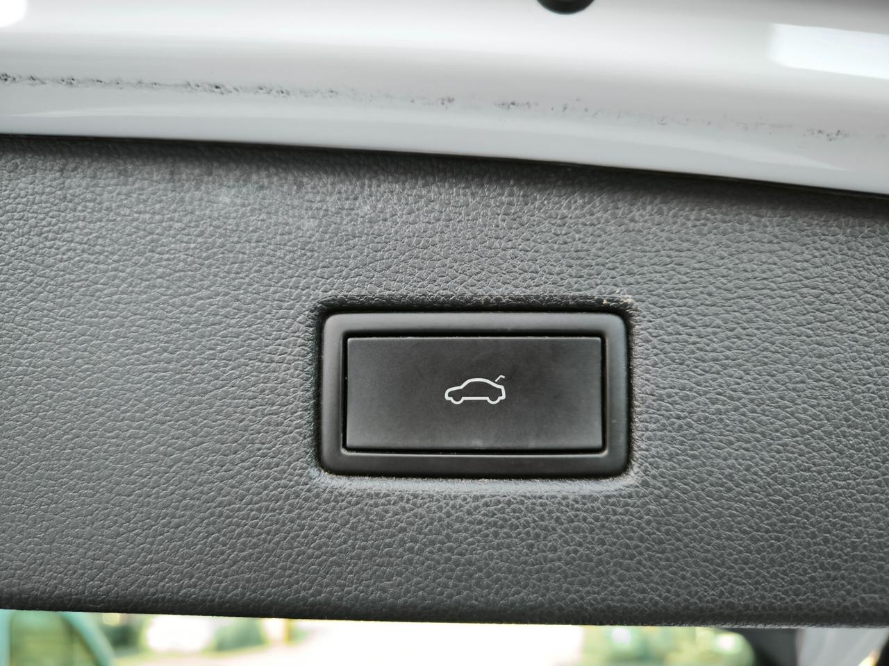 Volkswagen Tiguan 2.0 TDI 150 CV SCR DSG 4MOTION Elegance