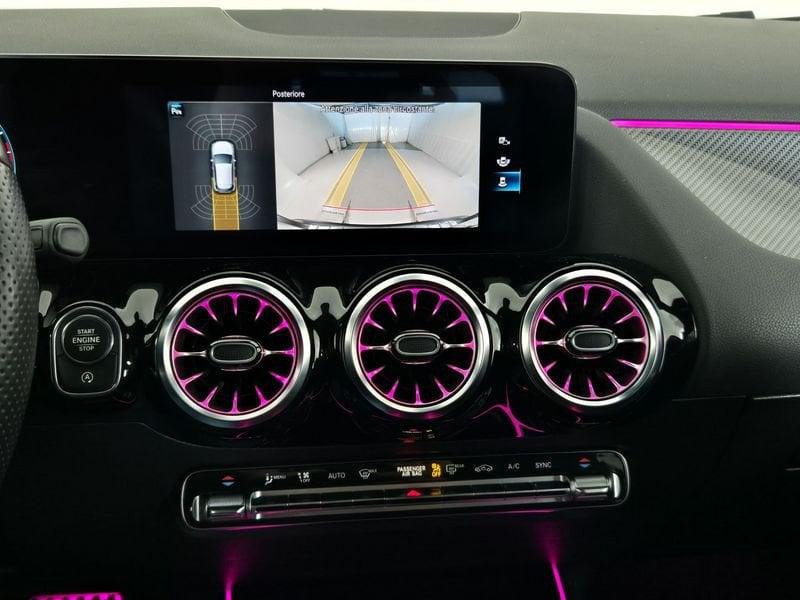 Mercedes-Benz GLA GLA-H247 2020 Benzina 180 Premium auto