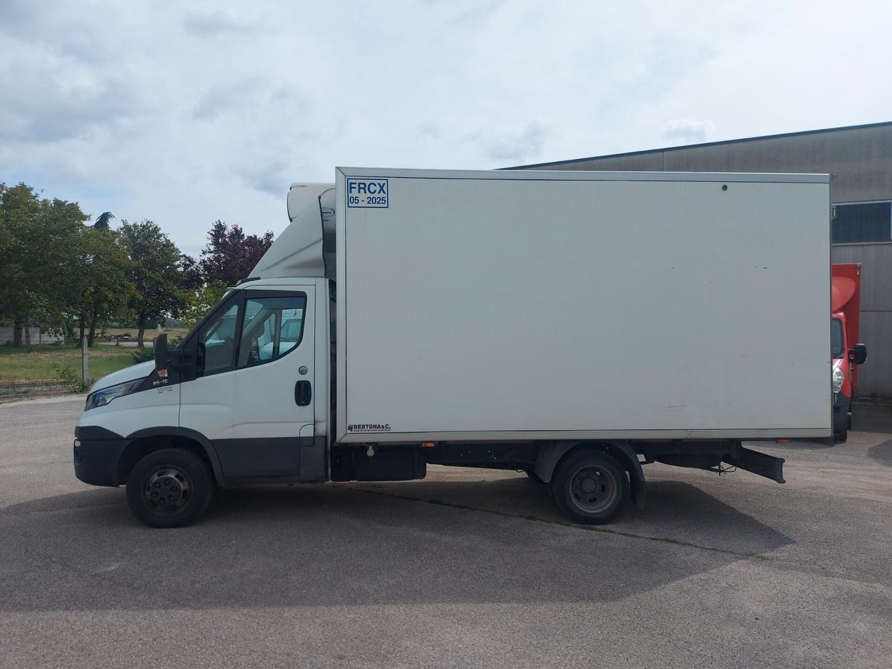 IVECO DAILY 35C16 CON FURGONE ISOTERMICO E GRUPPO FRIGO XARIOS 500