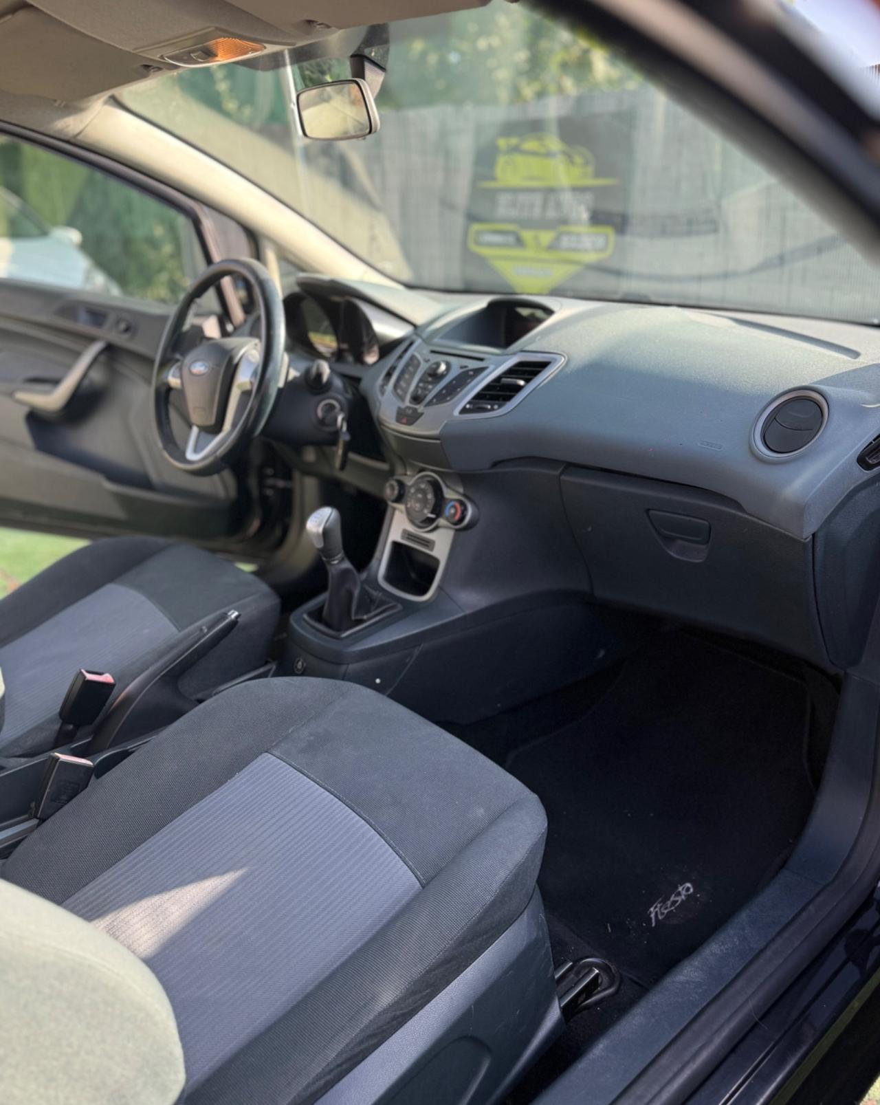 Ford FIESTA 1.4 GPL TITANIUM NEOPATENTATI