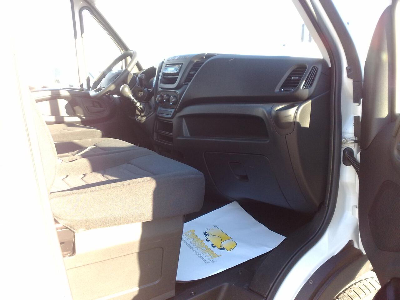 Iveco Daily 35s12 2.3hpt CENTINATO - 2016