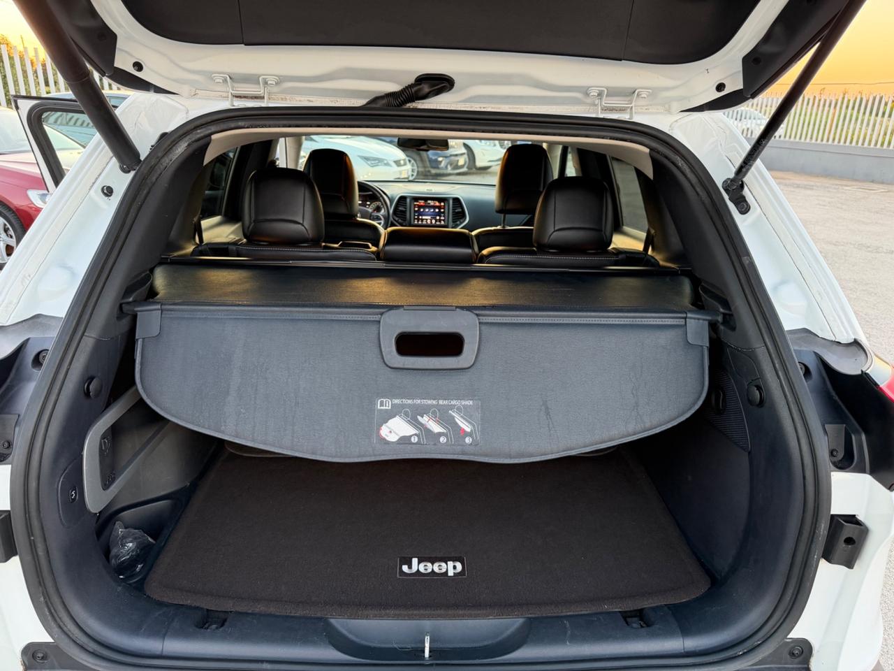 JEEP CHEROKEE 2.0 MJTD 140CV 2WD MANUAL FULL LED