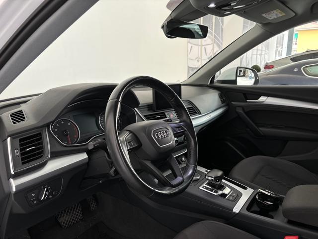 AUDI Q5 2.0 TFSI quattro S tronic Business Sport