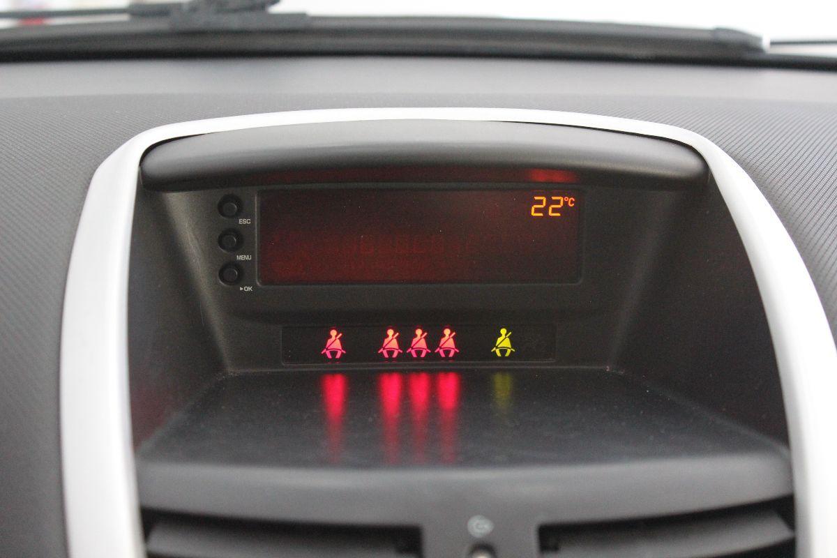 PEUGEOT - 207 - HDi 70CV 5p. ONE Line