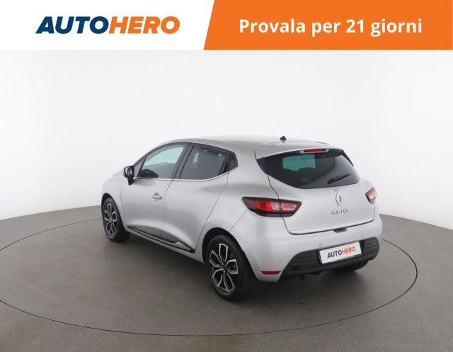 RENAULT Clio TCe 12V 90 CV 5 porte Moschino Intens