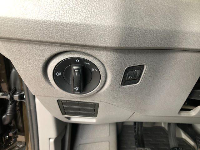 VOLKSWAGEN Crafter 30 2.0 TDI 140CV PST-TA Furgone Logistic