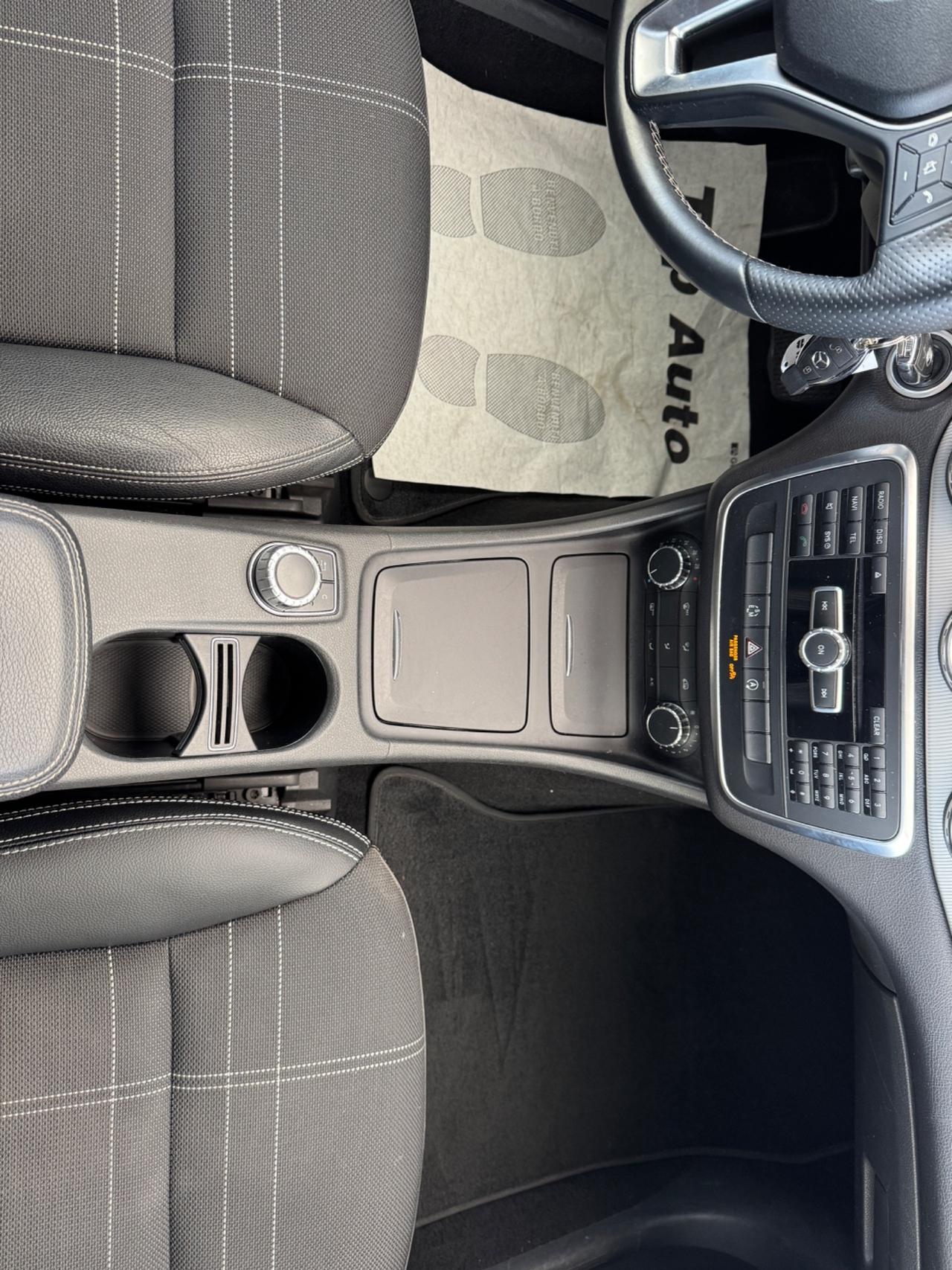 MERCEDES-BENZ GLA 200 CDI AUT. SPORT - MY15