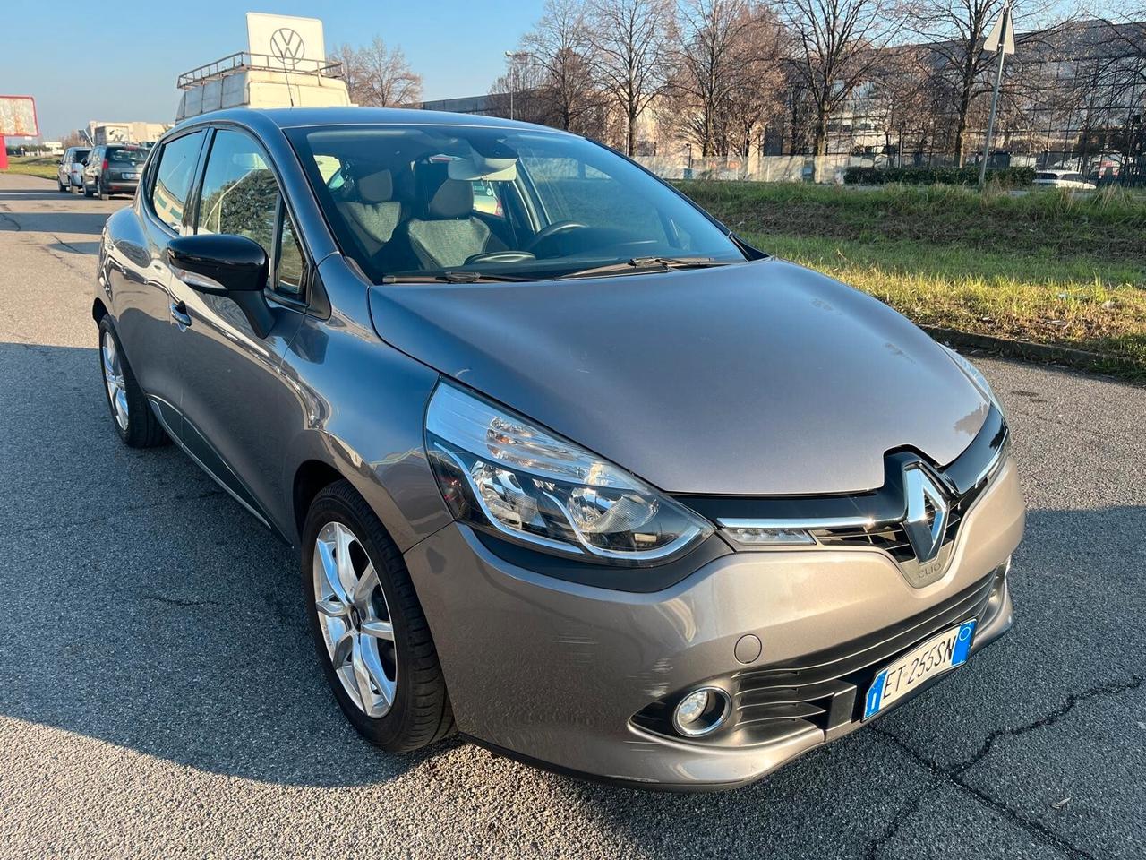 Renault Clio 1.2 75CV 5 porte