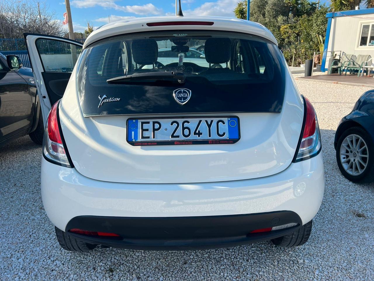Lancia Ypsilon 0.9 TwinAir 85 CV 5 porte Metano Ecochic Gold