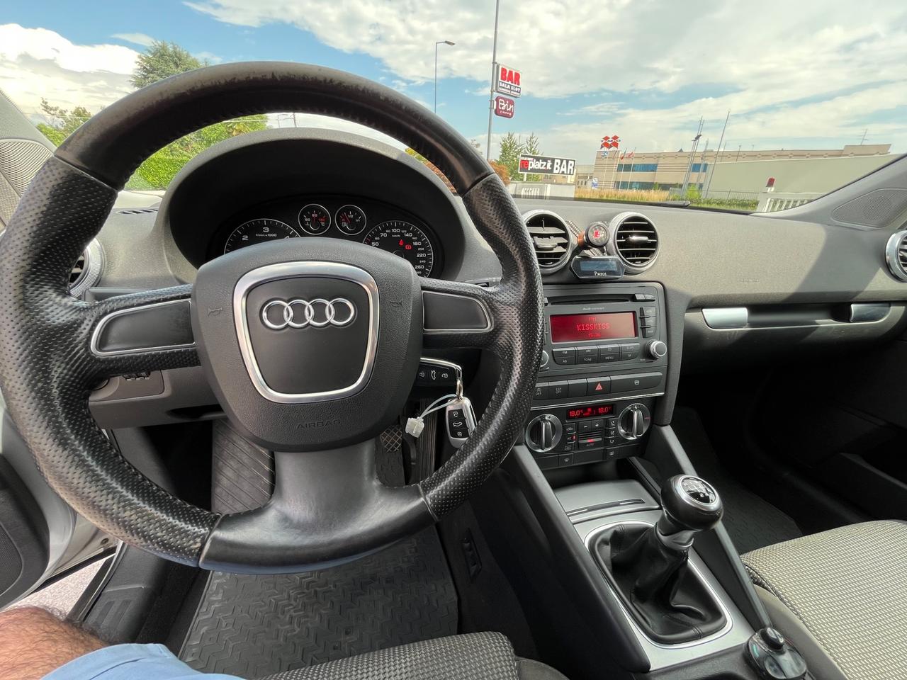 Audi A3 SPB 1.6 TDI 105 CV CR Attraction