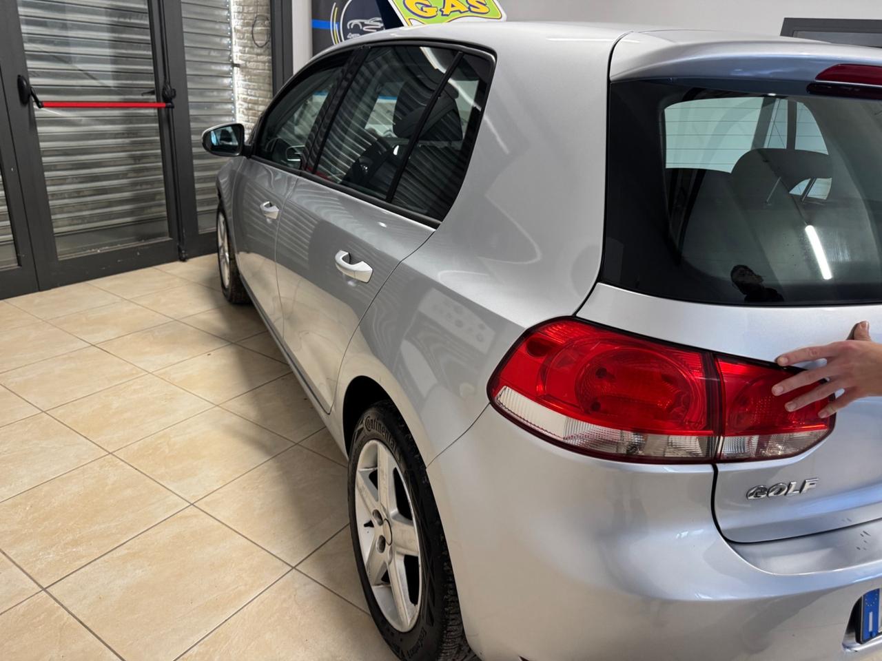 Volkswagen Golf 1.6 5p. Trendline BiFuel