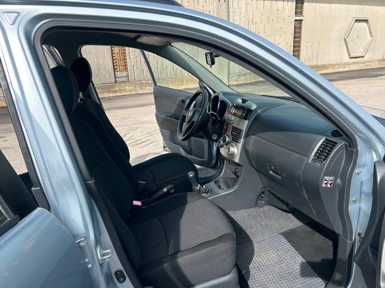Daihatsu terios 1.3 benzina 4x4 ok neopatentati