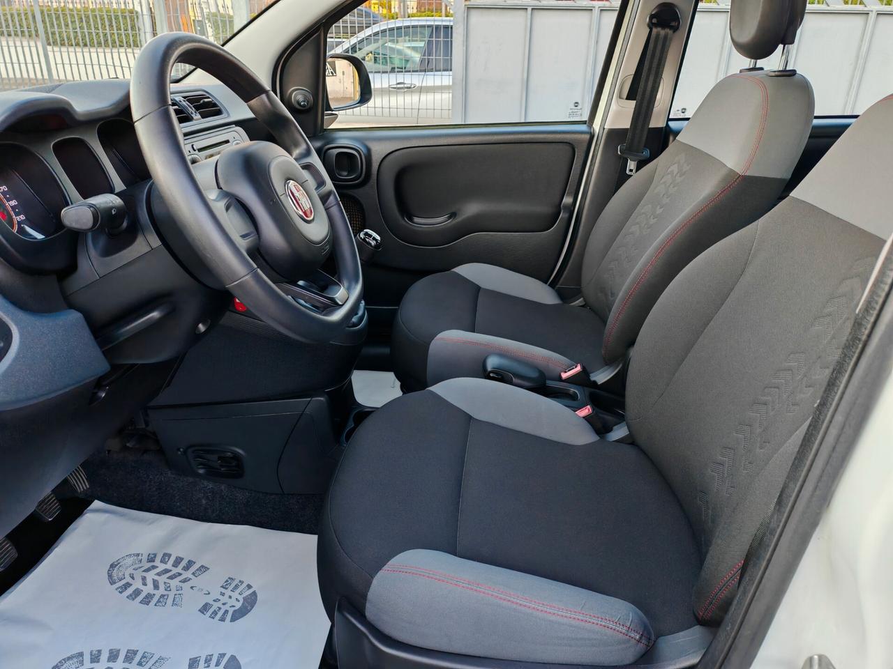 Fiat Panda 13MJT 95CV Lounge Full Optional 2018