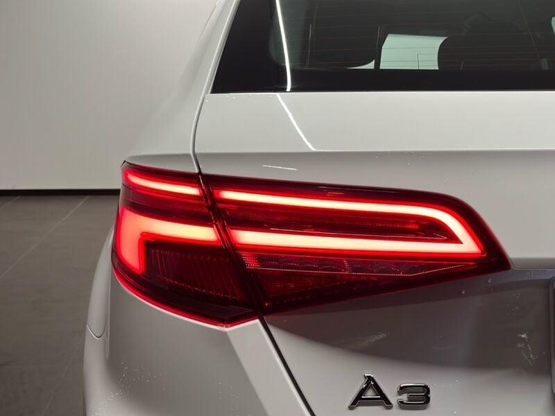 Audi A3 SPORTBACK 35 TDI S LINE S TRONIC