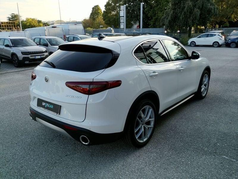 Alfa Romeo Stelvio Stelvio 2.2 Turbodiesel 210 CV AT8 Q4 Executive