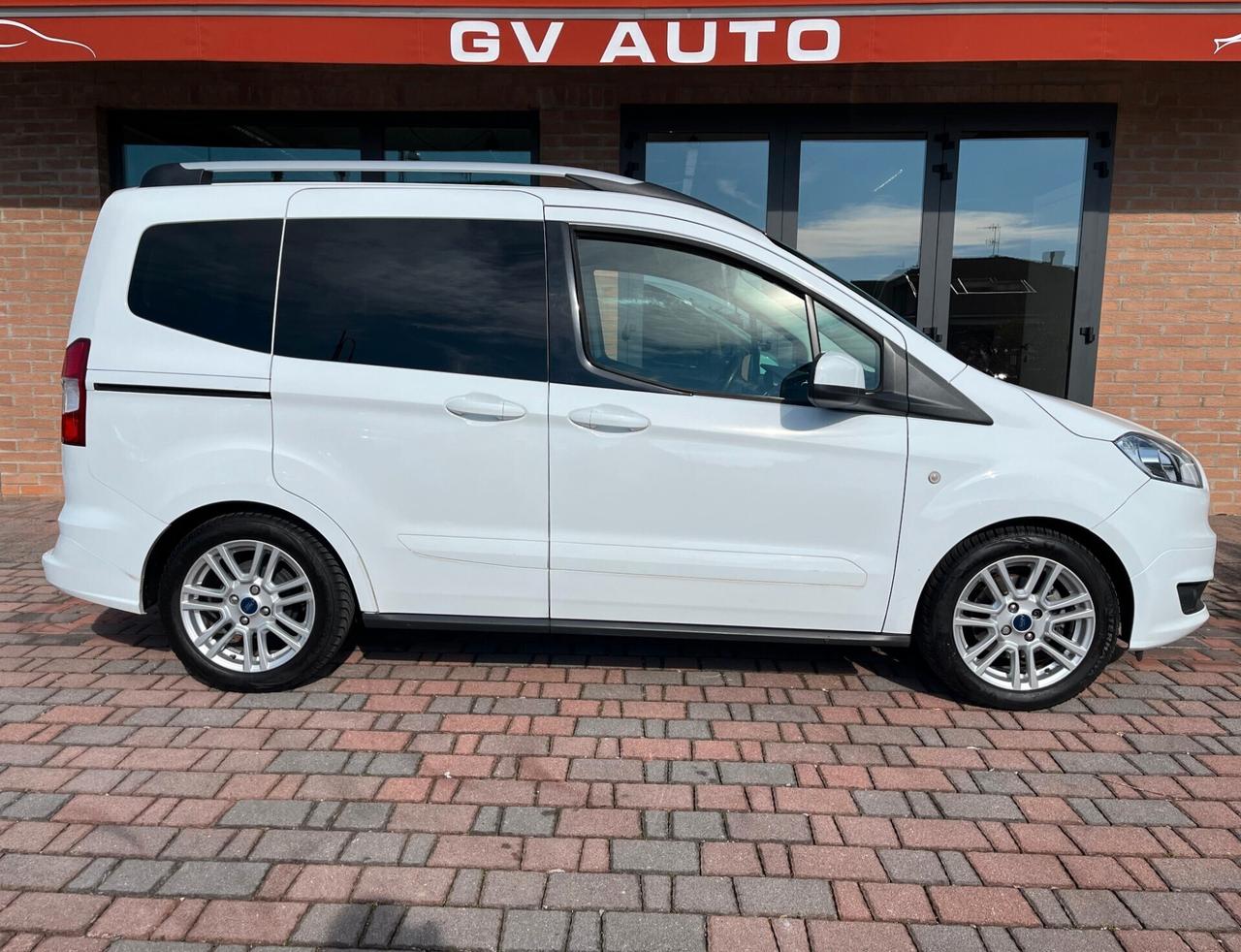 Ford Tourneo Courier