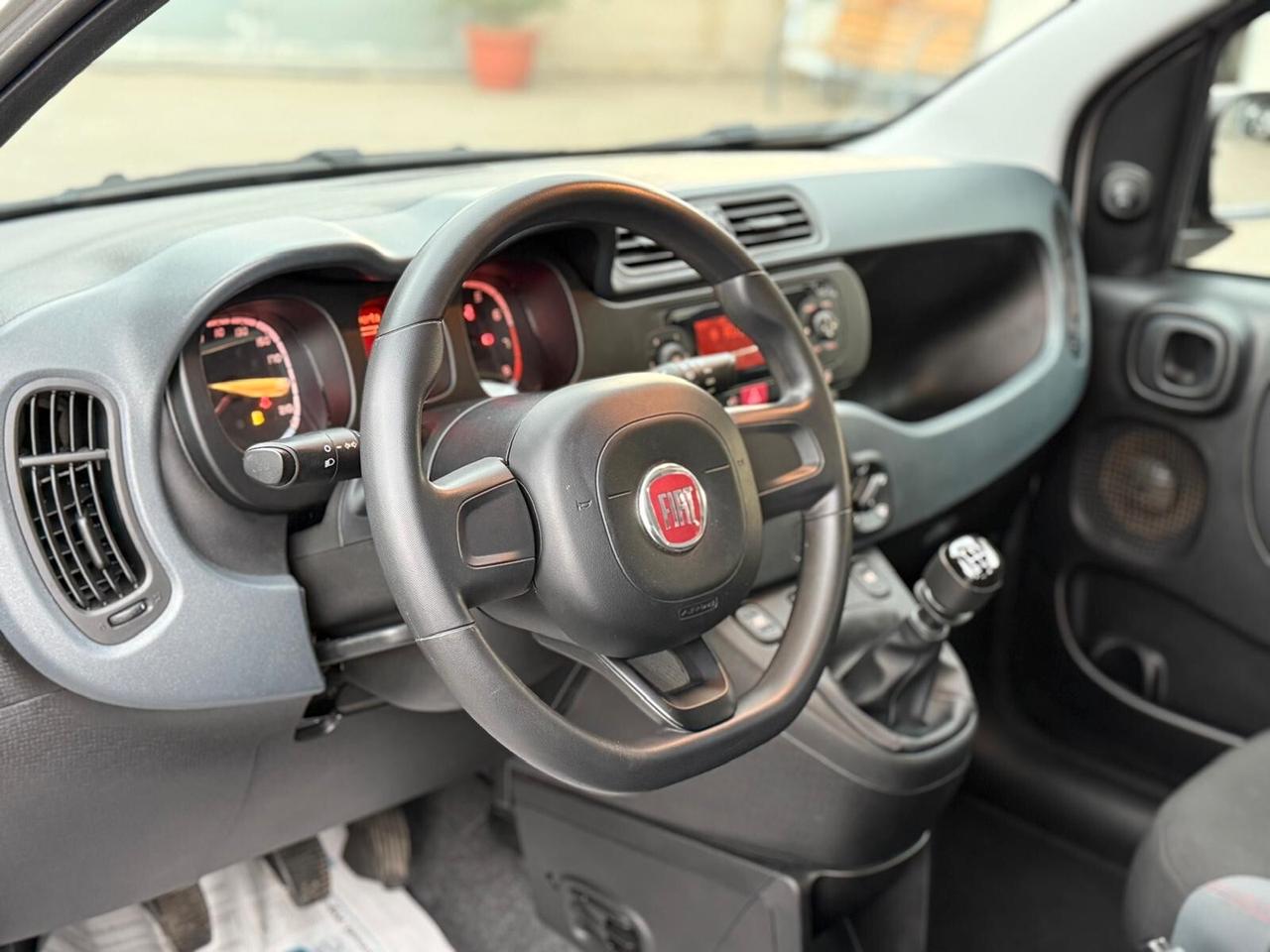 Fiat Panda 1.2 BENZINA X NEOPATENTATI