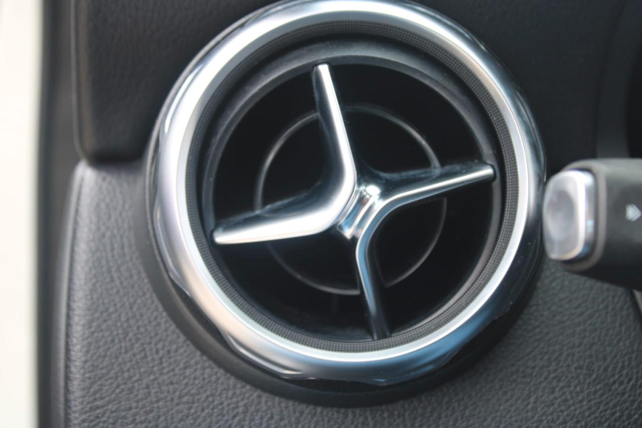 Mercedes-benz GLA 200 d Automatic 4Matic Premium