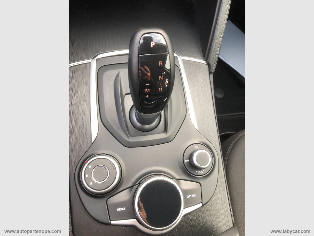 ALFA ROMEO Stelvio 2.2 T.diesel 180 CV AT8 Q4 Bus.