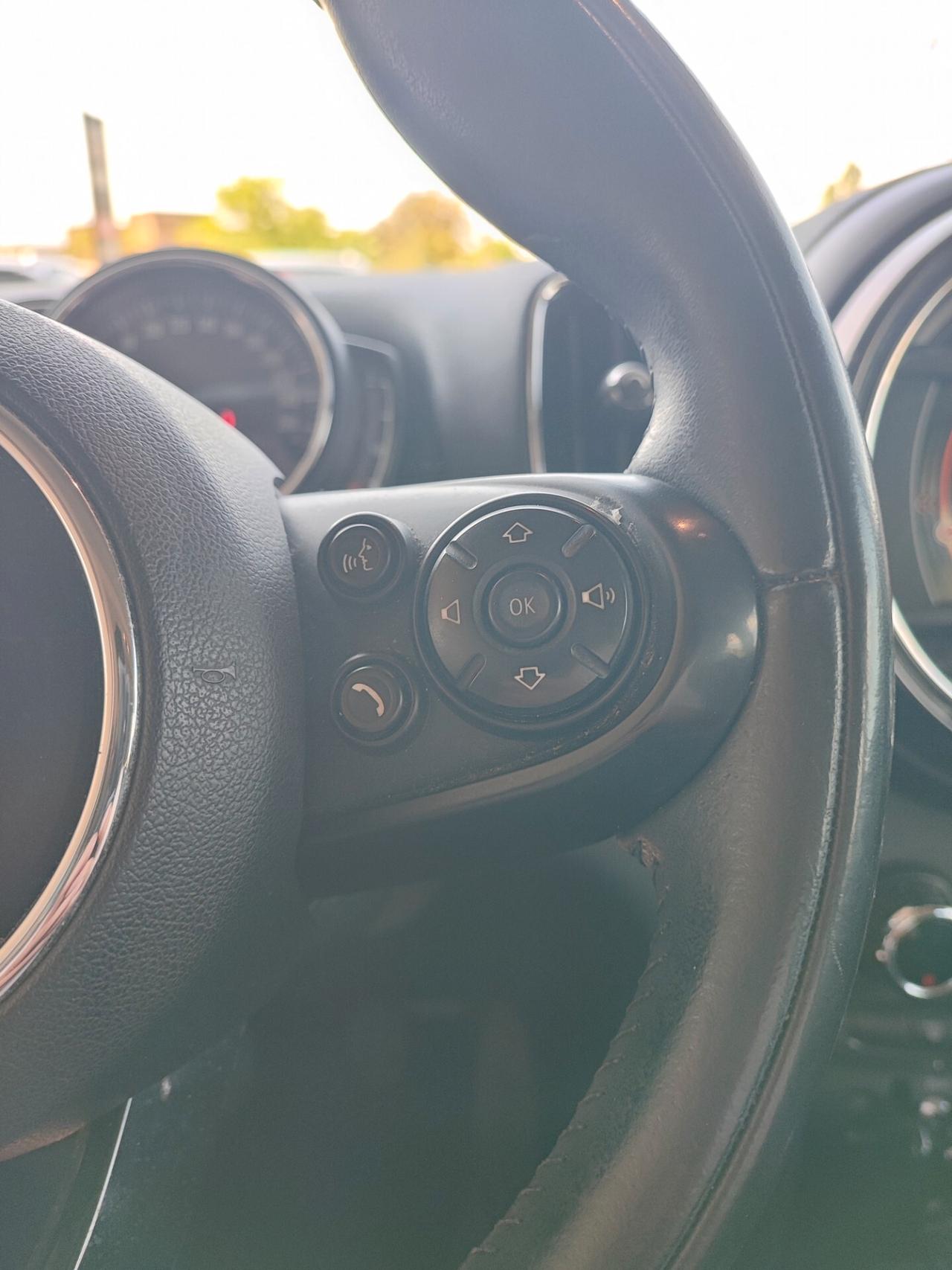 Mini Cooper Countryman 1.5 One D