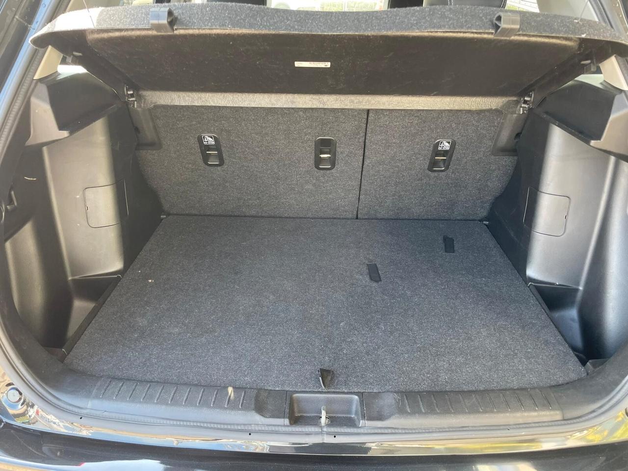 Suzuki Vitara 1.4 Hybrid Top