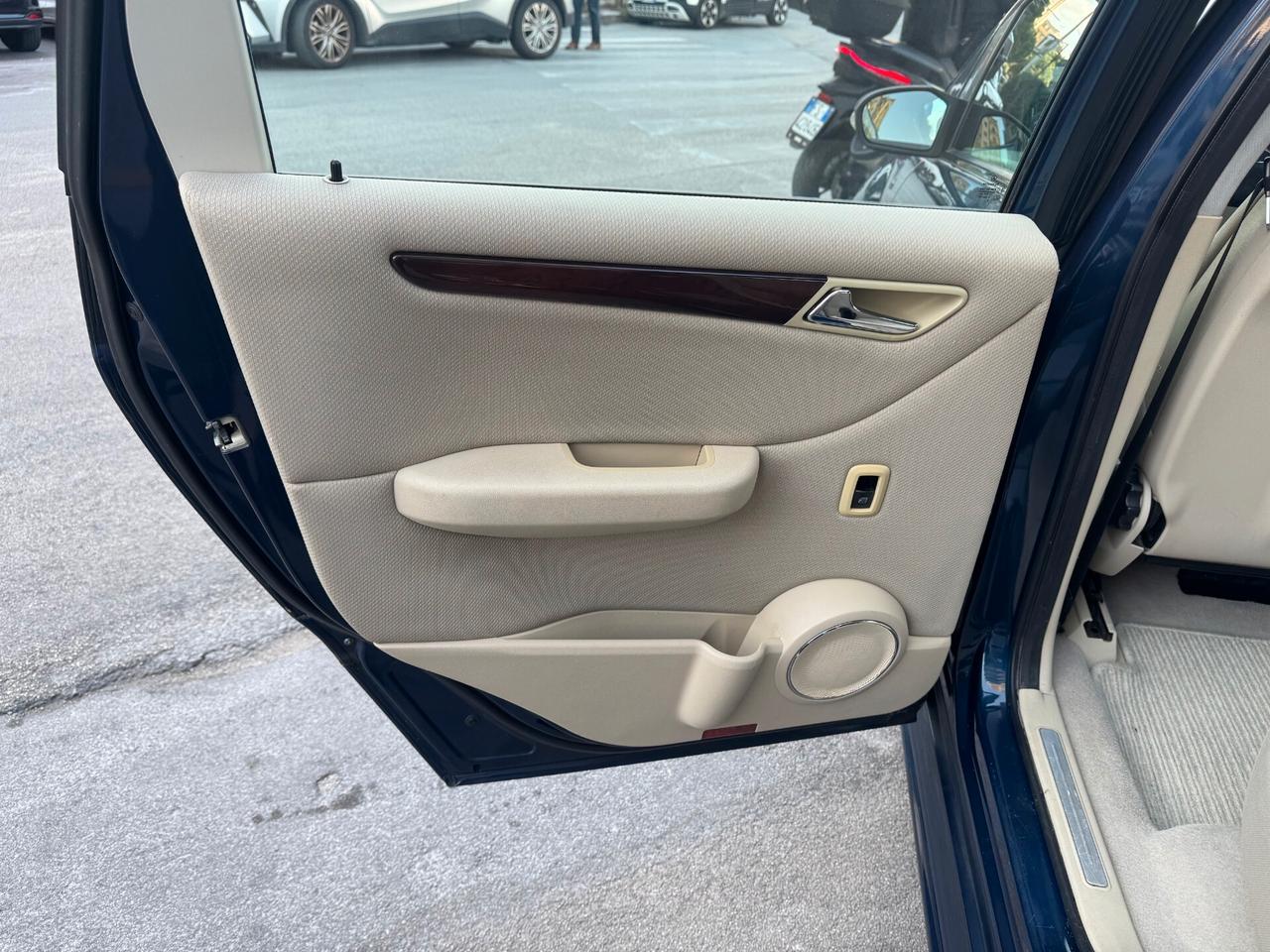 Mercedes-benz B 200 CDI Chrome