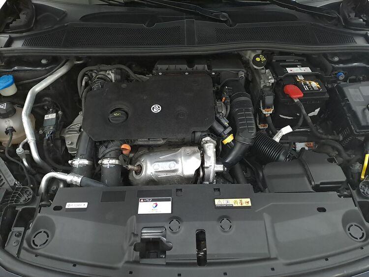 Peugeot 308 SW Allure EAT8 BR115599 1.5 Diesel 131CV