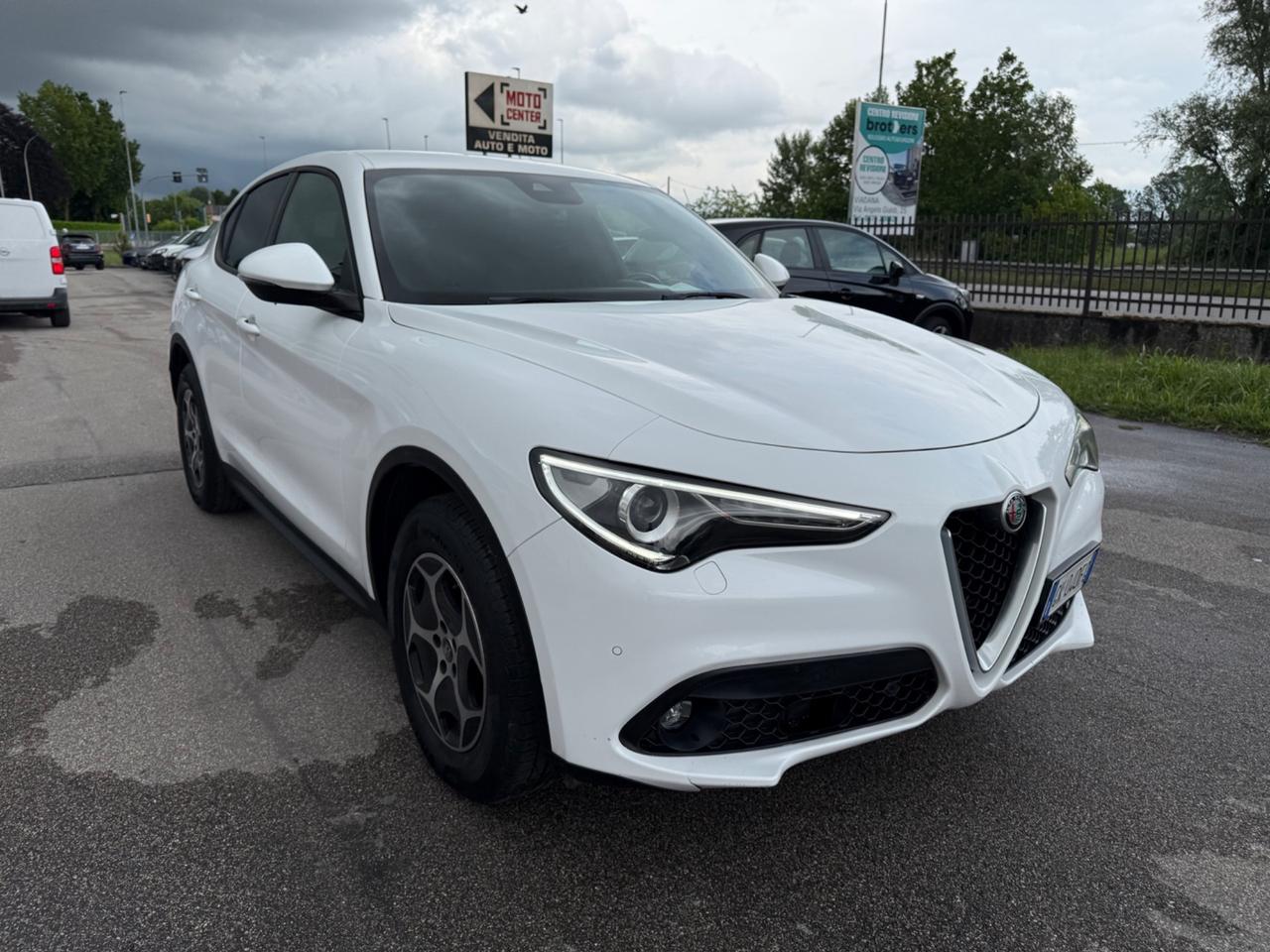 Alfa Romeo Stelvio 2.2 190 CV AT8 Q4 Executive
