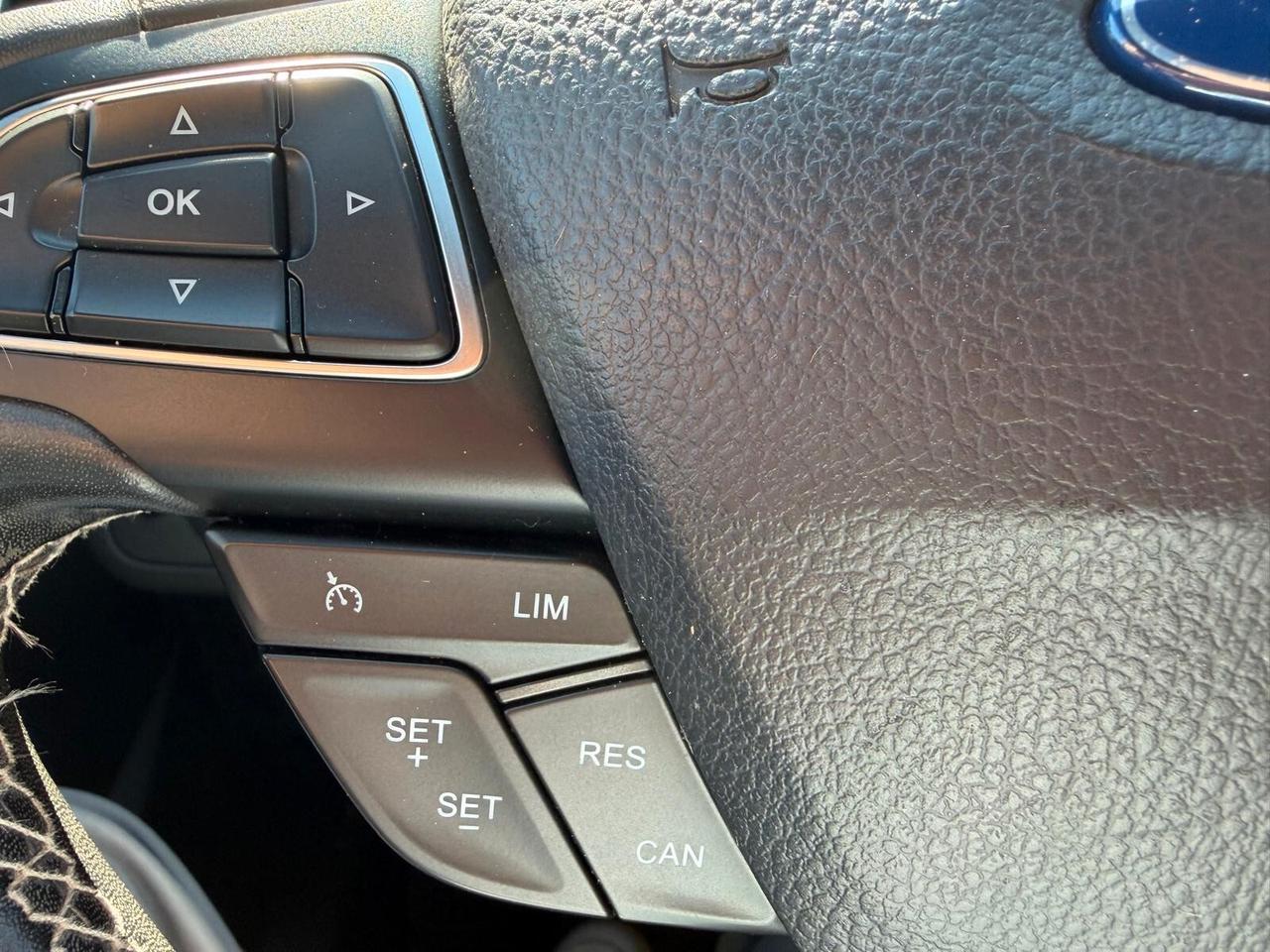 Ford Kuga 1.5 TDCI 120 CV S&S 2WD ST-Line