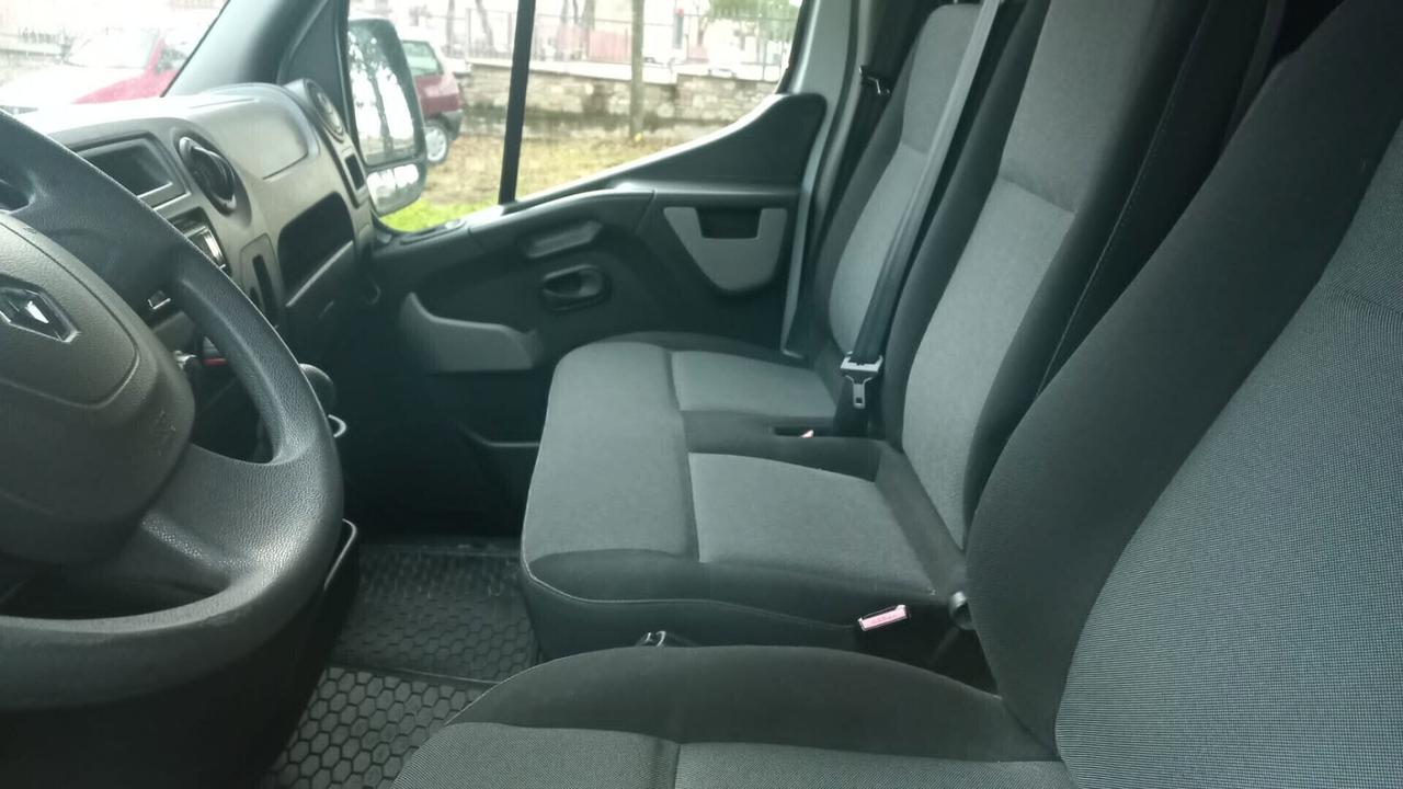 AFFARONISSIMO Renault Master 2300 150 cavalli L3H3