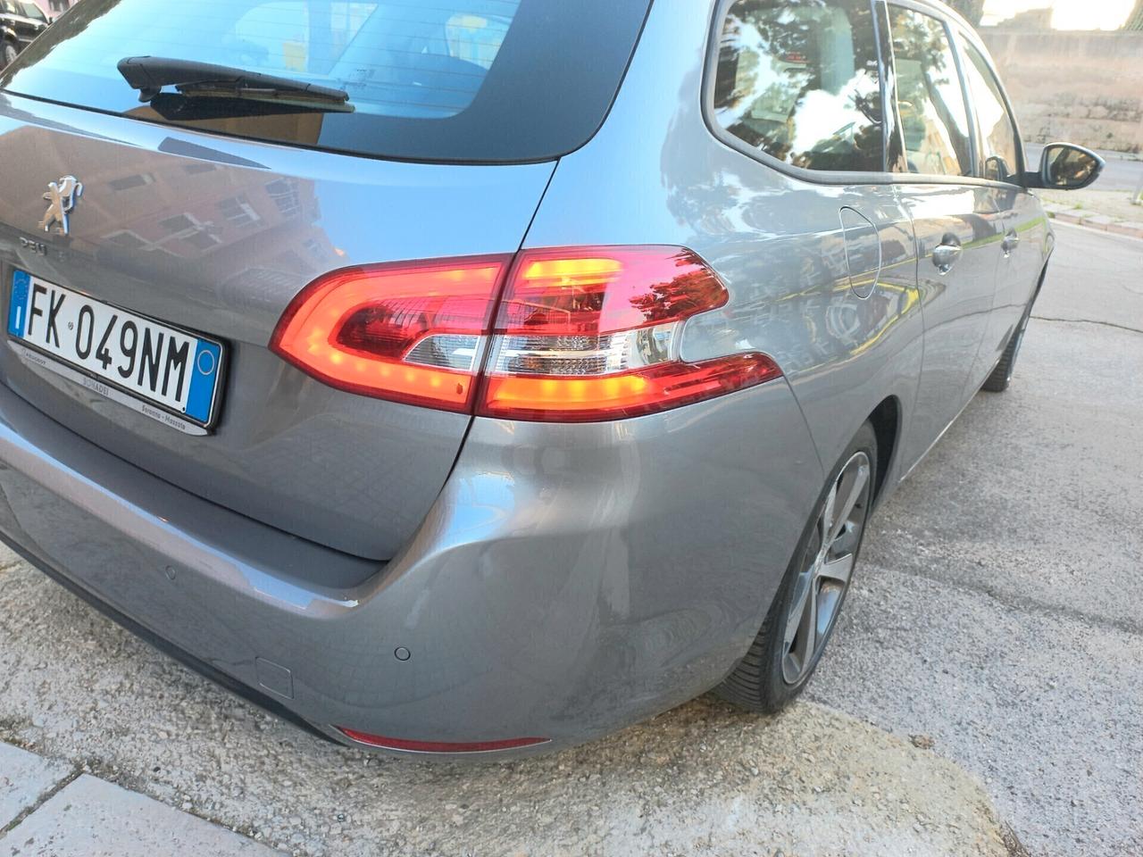 Peugeot 308 BlueHDi 100 S&S SW Business