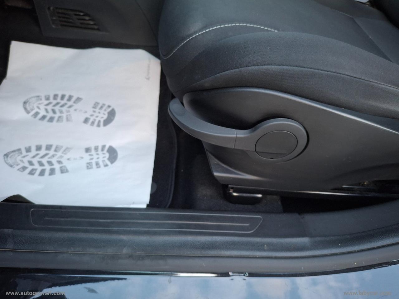 LANCIA Ypsilon 1.0 FireFly 5p.S&S Hybryd Gold