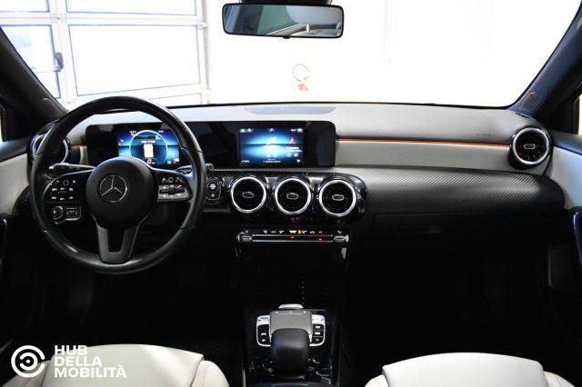 MERCEDES-BENZ A 180 d Automatic Business