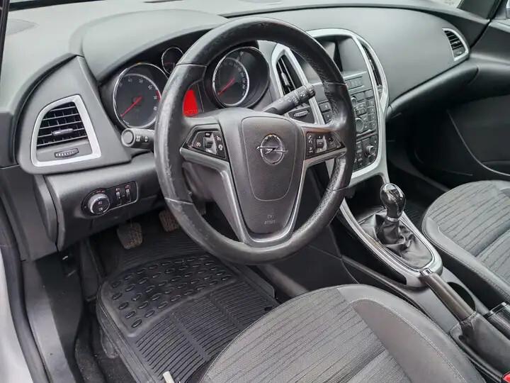 Opel Astra 1.4 Turbo 140CV 5 porte Cosmo