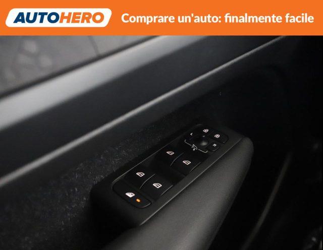 VOLVO XC40 T3 Momentum Core