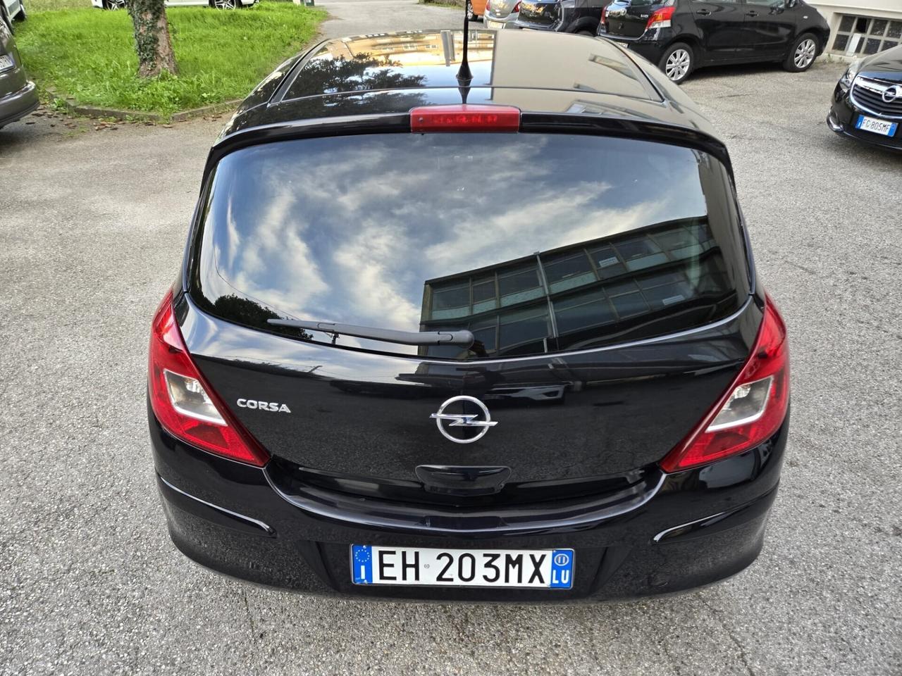 Opel Corsa 1.2 5P Edition Cosmo Neopatentati