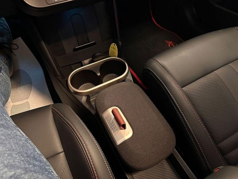MINI Cooper Mini 3p 2.0 S JCW auto