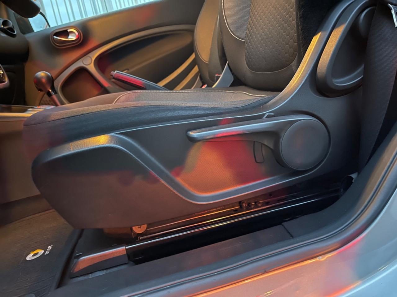 Smart ForTwo EQ Passion KM 28.000 CERTIFICATI (BLOCK SHAF)