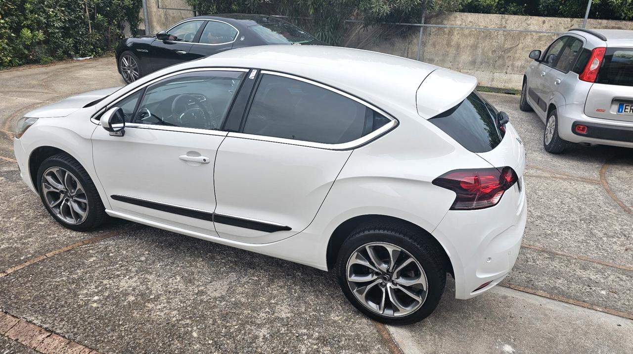 DS4 4 2.0 HDi 160 Sport Chic TAGLIANDATA BEN TENUTA