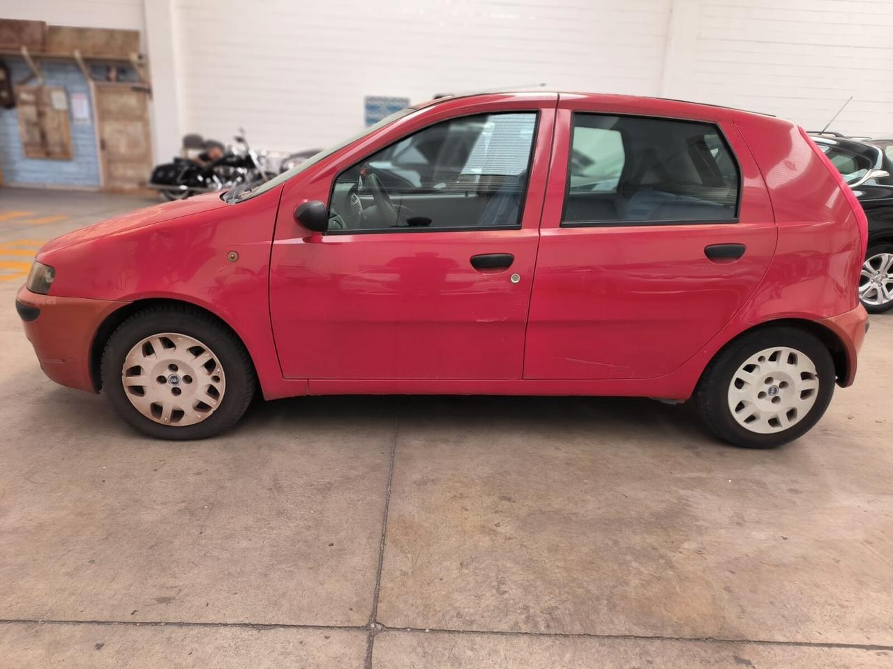 Fiat Punto 1.2i 1/automatic/NEOPATENTATI