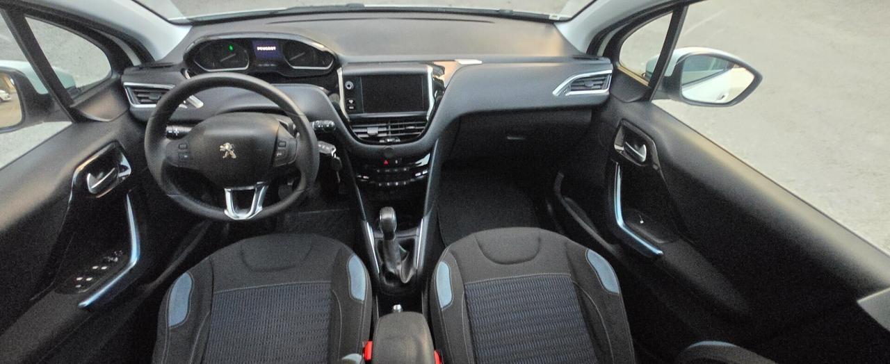 Peugeot 208 1.4 HDi 68 CV 5 porte Allure