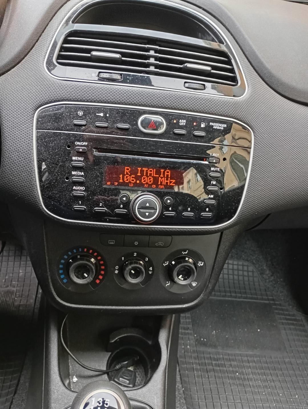Fiat Punto - Buona neopatentati - 2015