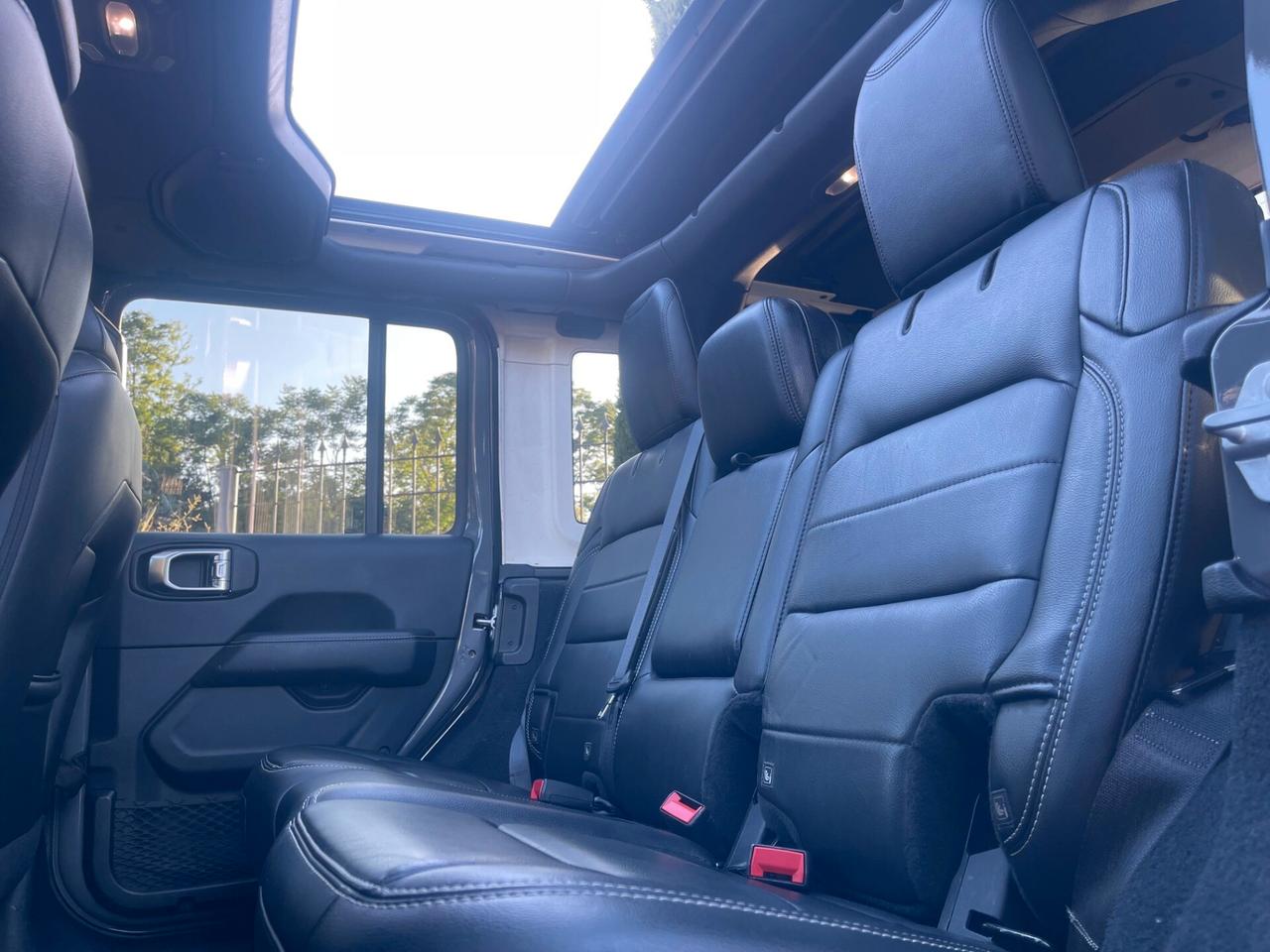 Jeep Wrangler Unlimited 2.0 Turbo Sahara
