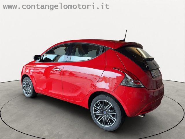 LANCIA Ypsilon 1.0 FireFly 5 porte S&S Hybrid Ecochic Gold