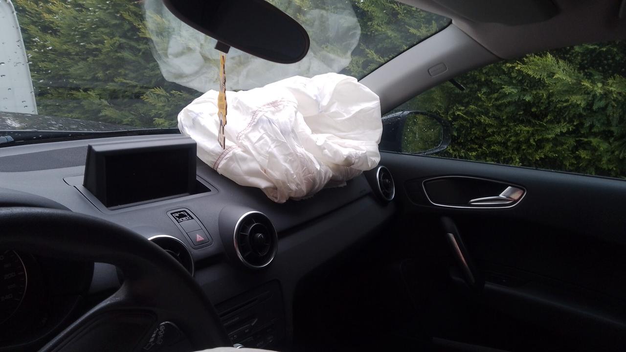 Audi A1 1.6 TDI 105 CV NEOP LEGGI LEGGI LEGGI