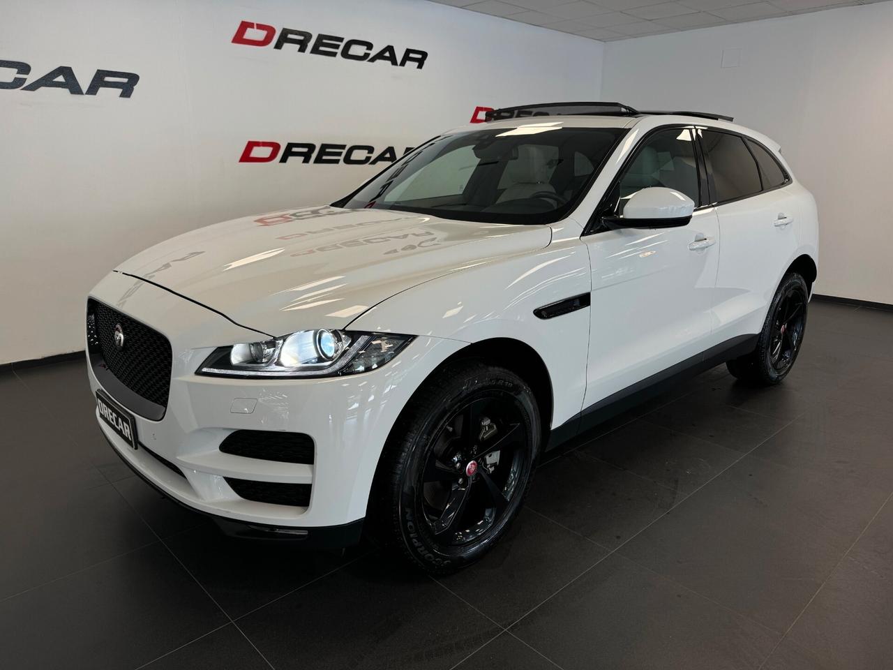 Jaguar F-Pace 2.0 D 180 CV AWD aut. R-Sport TETTO UNIPROP. PARI NUOVO