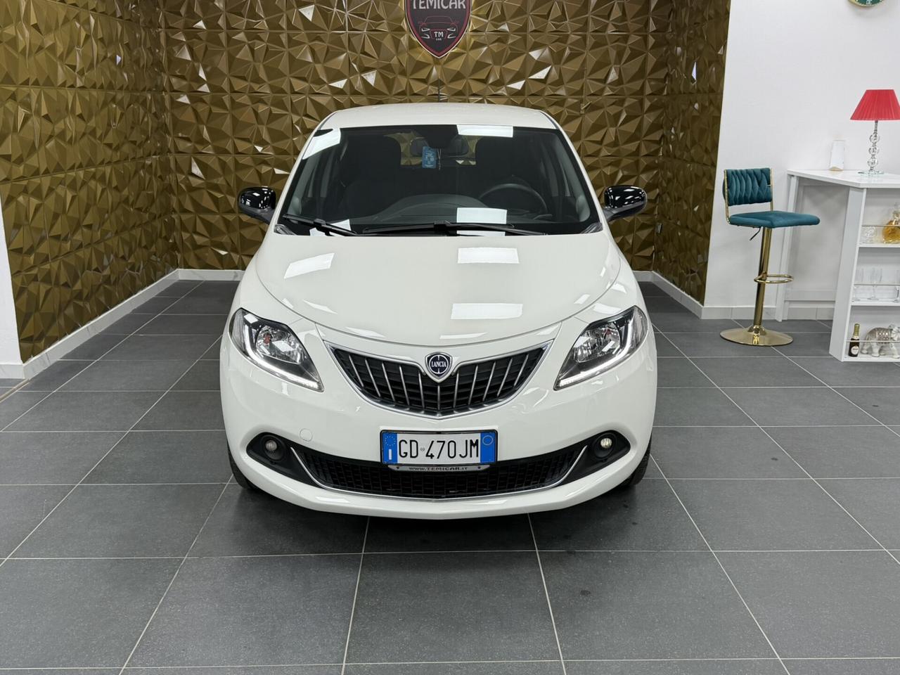 Lancia Ypsilon 1.0 FireFly 5 porte S&S Hybrid Ecochic Gold