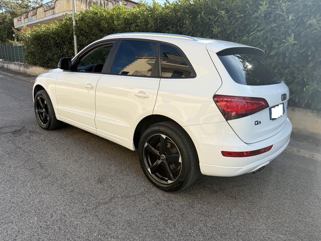 Audi Q5 2.0 TDI 143 CV quattro - 2011