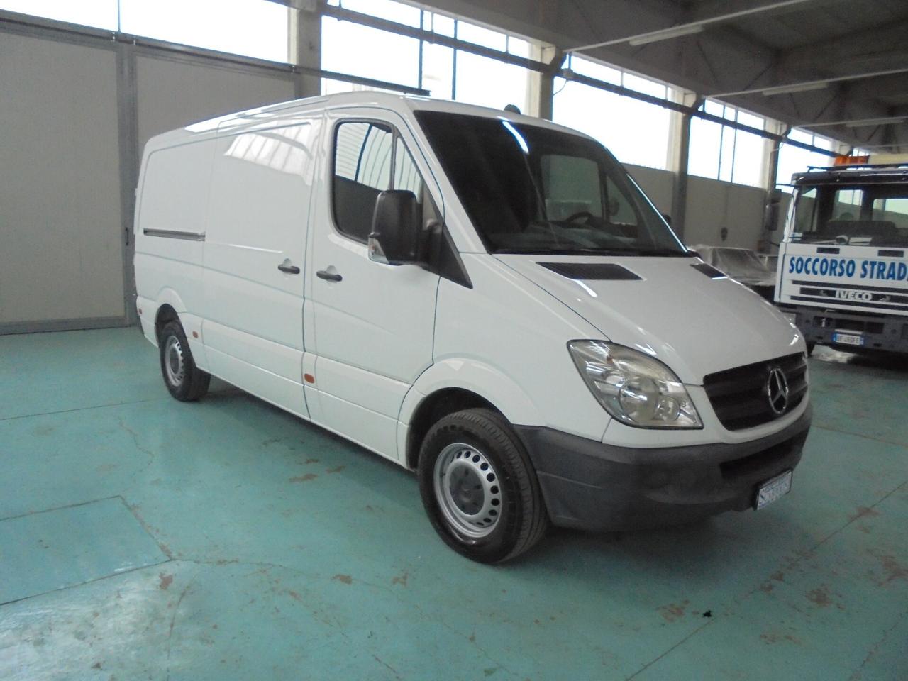 Mercedes-Benz Sprinter 311 CDI Furgone