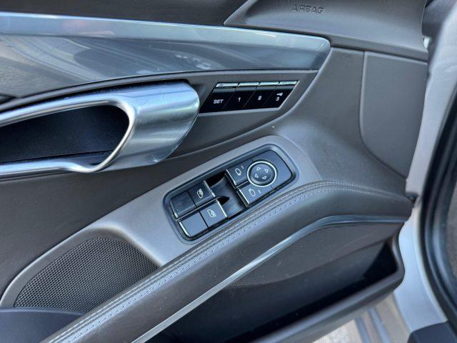 PORSCHE 911 3.8 Carrera S Coupé PDK/CERAMIC BRAKE